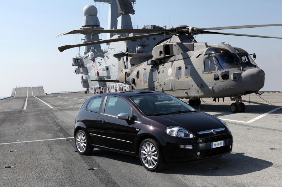  Fiat Punto Evo 2009 года  (фото 23 из 45)